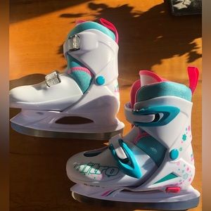Girls Lake Placid Nitro 8.8 Adjustable Ice Skates Size 11-13